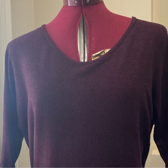 Express women burgundy and black lace back detail 3/4 sleeves top. Size S. Used. - Picture 2 of 8